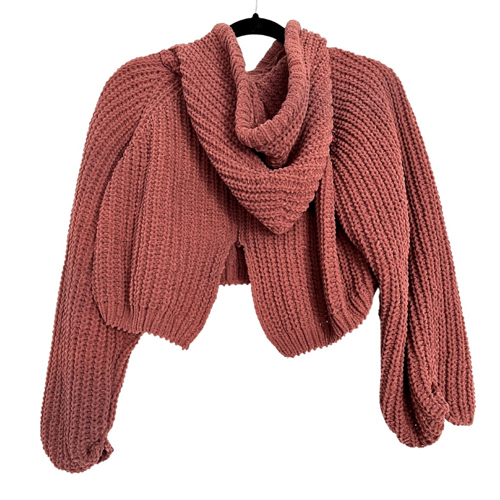 GUC URBAN OUTFITTERS OPEN BACK SWEATER - Picture 2 of 3